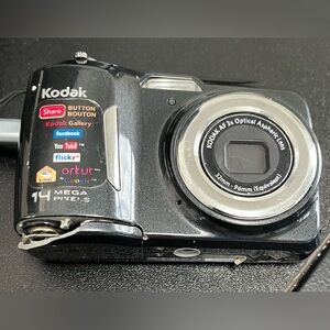 Kodak Black Digital Camera For Parts